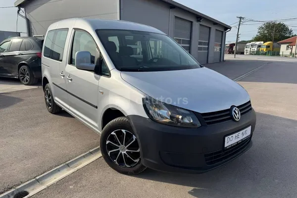 Volkswagen Caddy — polovni automobil
