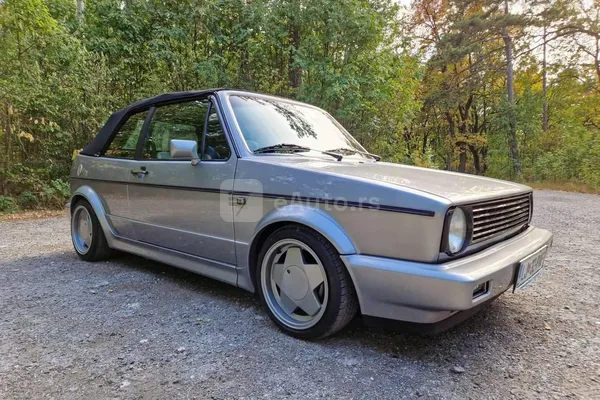 Volkswagen Golf 1 — polovni automobil
