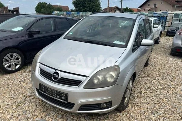 Opel Zafira — polovni automobil