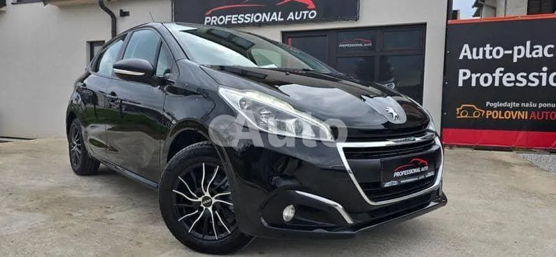 Peugeot 208 — polovni automobil