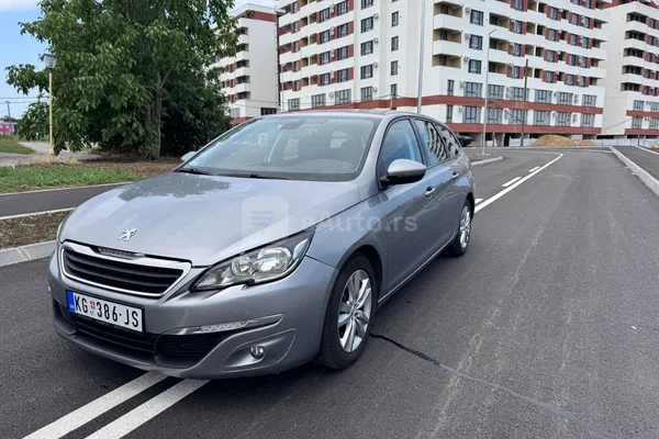 Peugeot 308 — polovni automobil