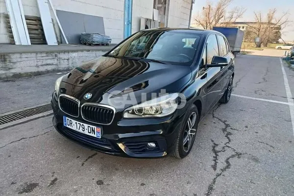 BMW 218 — polovni automobil