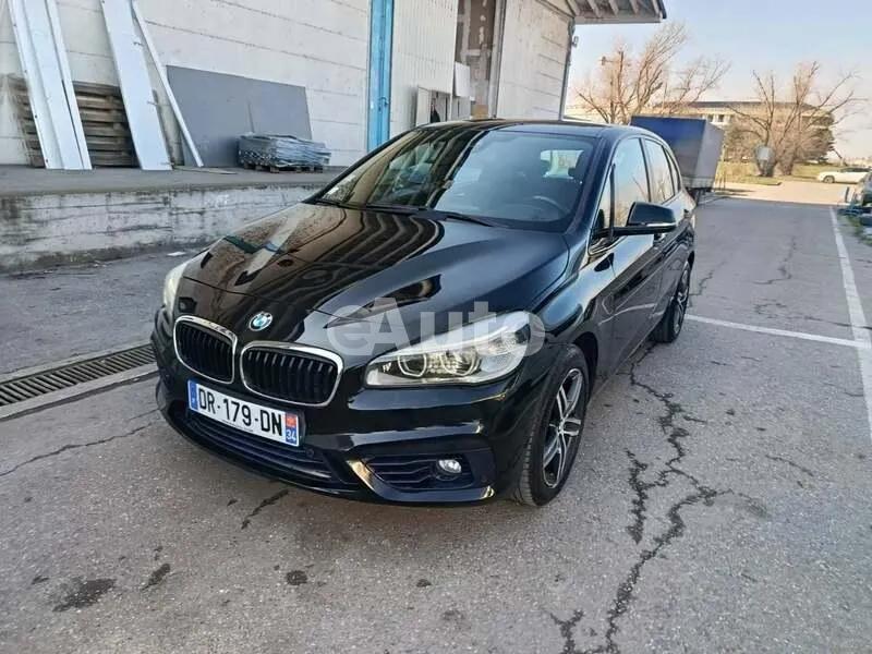 BMW 218 — polovni automobil