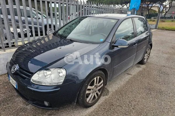 Volkswagen Golf 5 — polovni automobil