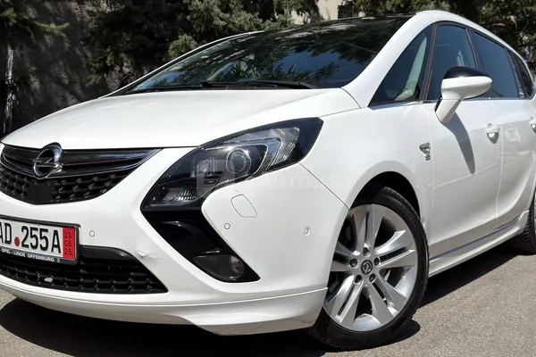 Opel Zafira — polovni automobil