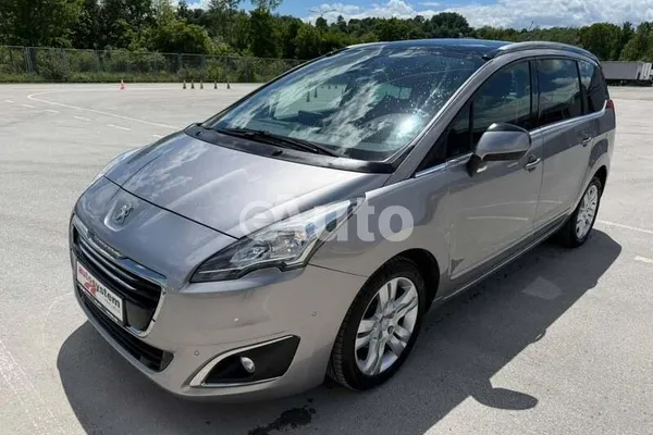 Peugeot 5008 — polovni automobil