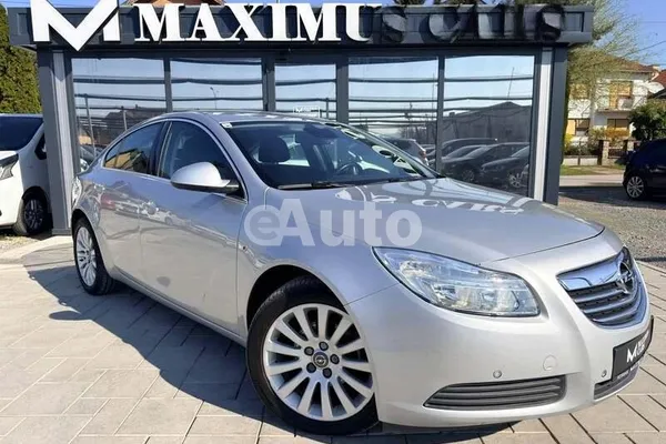 Opel Insignia — polovni automobil