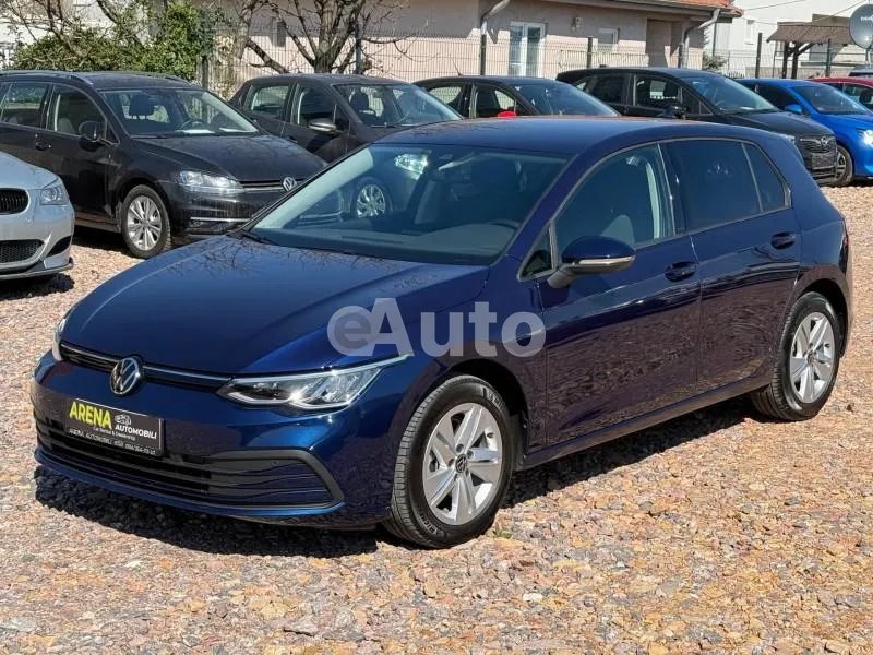 Volkswagen Golf 8 — polovni automobil