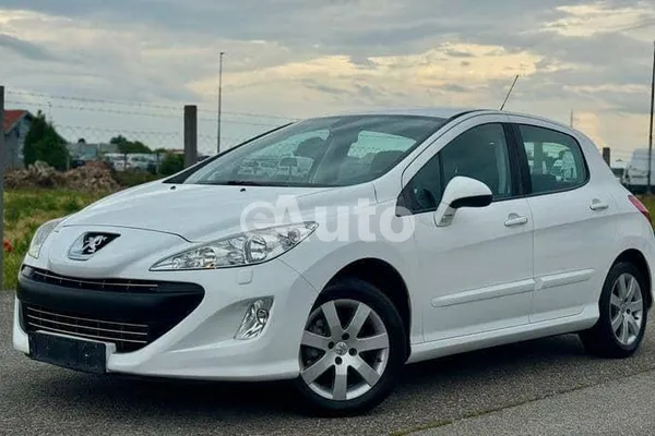 Peugeot 308 — polovni automobil