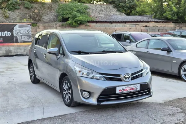 Toyota Verso — polovni automobil