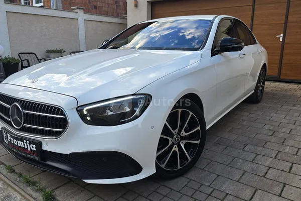 Mercedes Benz E 220 — polovni automobil