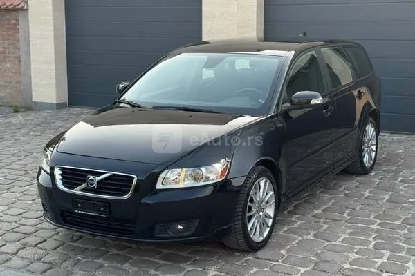 Volvo V50 — polovni automobil