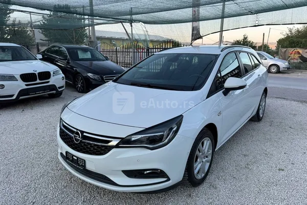 Opel Astra K — polovni automobil