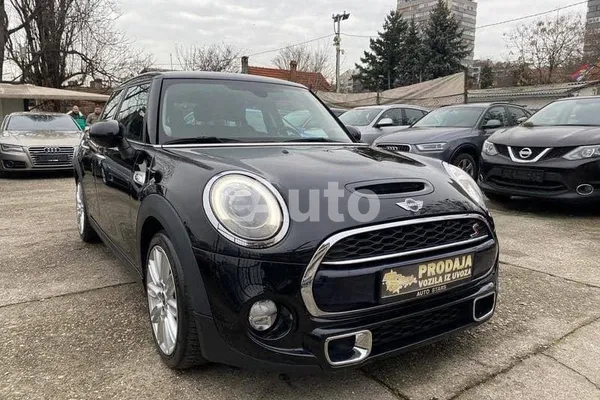 MINI Cooper — polovni automobil