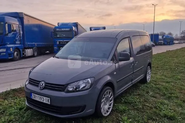 Volkswagen Caddy — polovni automobil