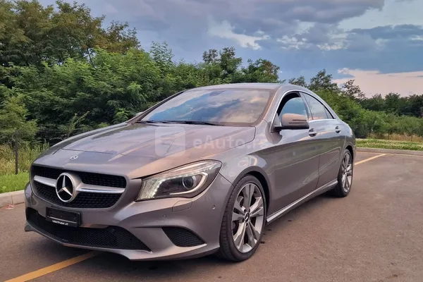 Mercedes Benz CLA 200 — polovni automobil