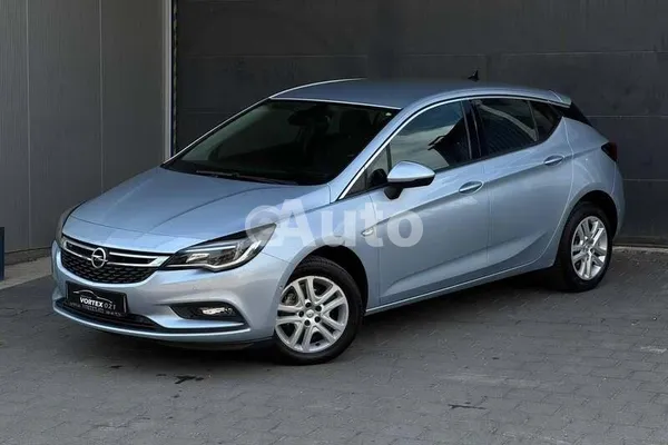 Opel Astra K — polovni automobil