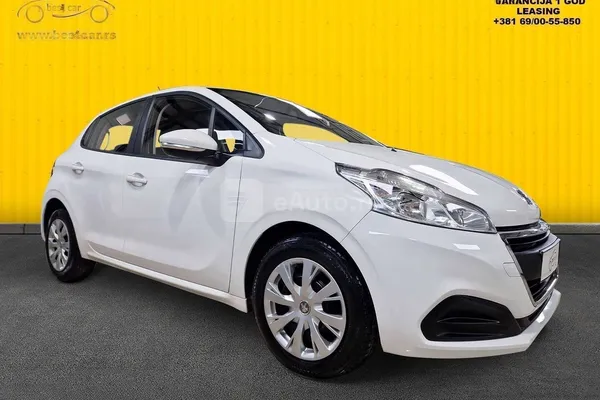Peugeot 208 — polovni automobil