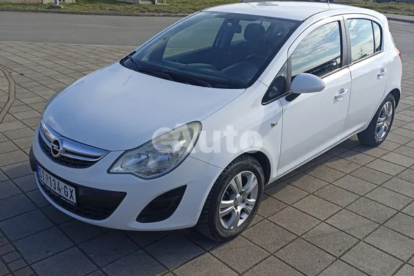 Opel Corsa D — polovni automobil