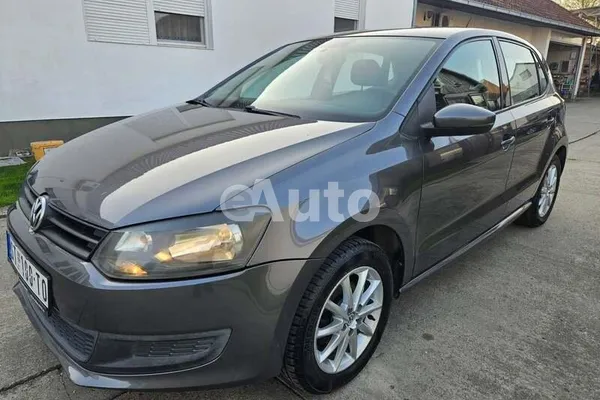 Volkswagen Polo — polovni automobil