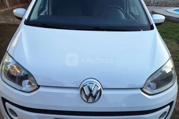 Volkswagen up! — polovni automobil