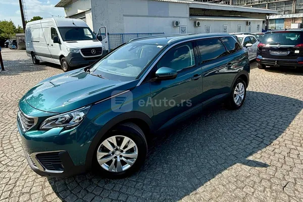 Peugeot 5008 — polovni automobil