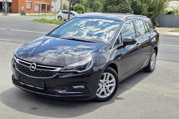 Opel Astra K — polovni automobil