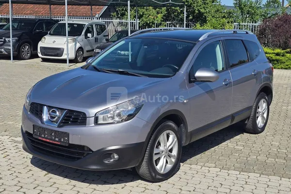 Nissan Qashqai + 2 — polovni automobil
