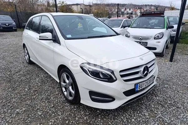 Mercedes Benz B 200 — polovni automobil