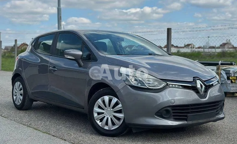 Renault Clio — polovni automobil