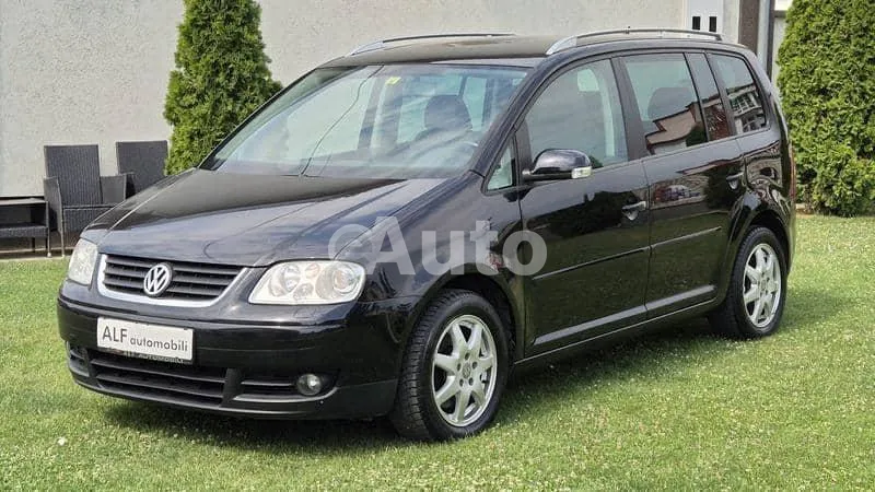 Volkswagen Touran — polovni automobil