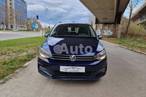 Volkswagen Touran — polovni automobil