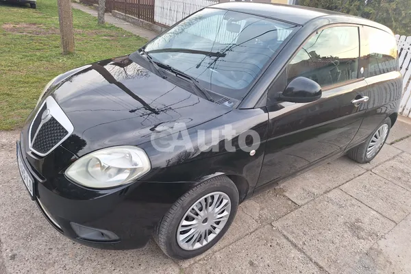 Lancia Ypsilon — polovni automobil