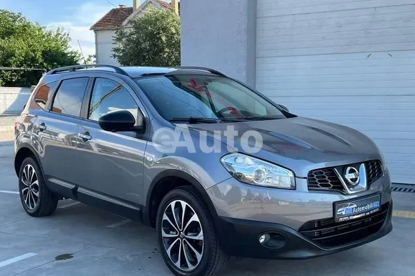 Nissan Qashqai + 2 — polovni automobil