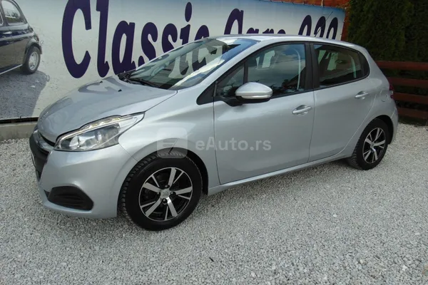 Peugeot 208 — polovni automobil