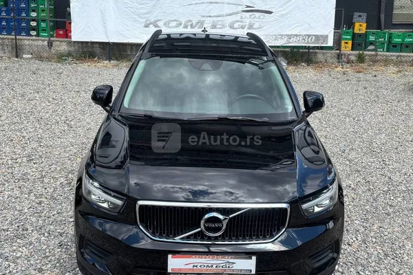 Volvo XC40 — polovni automobil