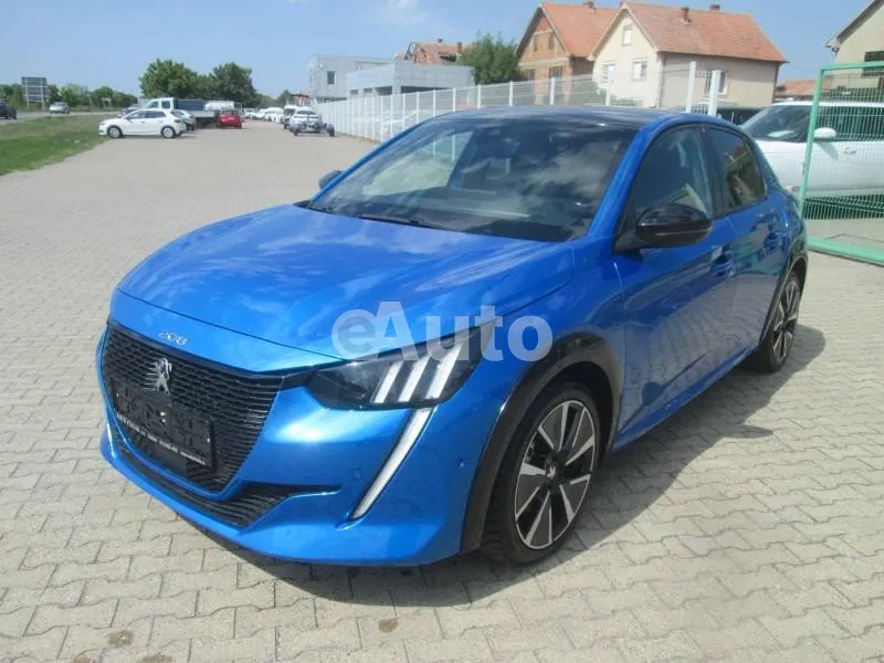 Peugeot 208 — polovni automobil
