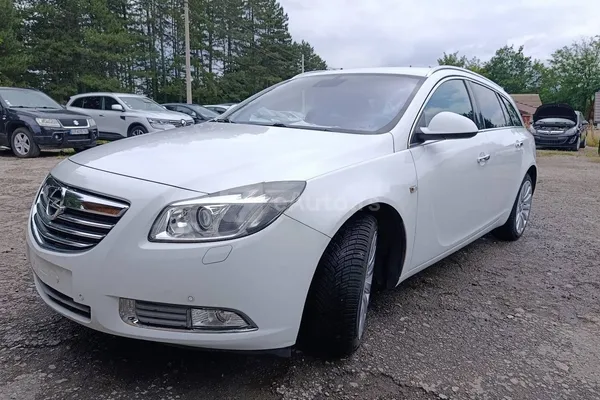 Opel Insignia — polovni automobil