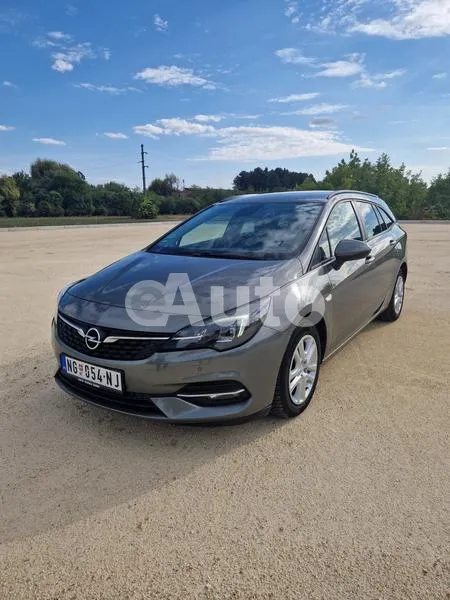 Opel Astra K — polovni automobil