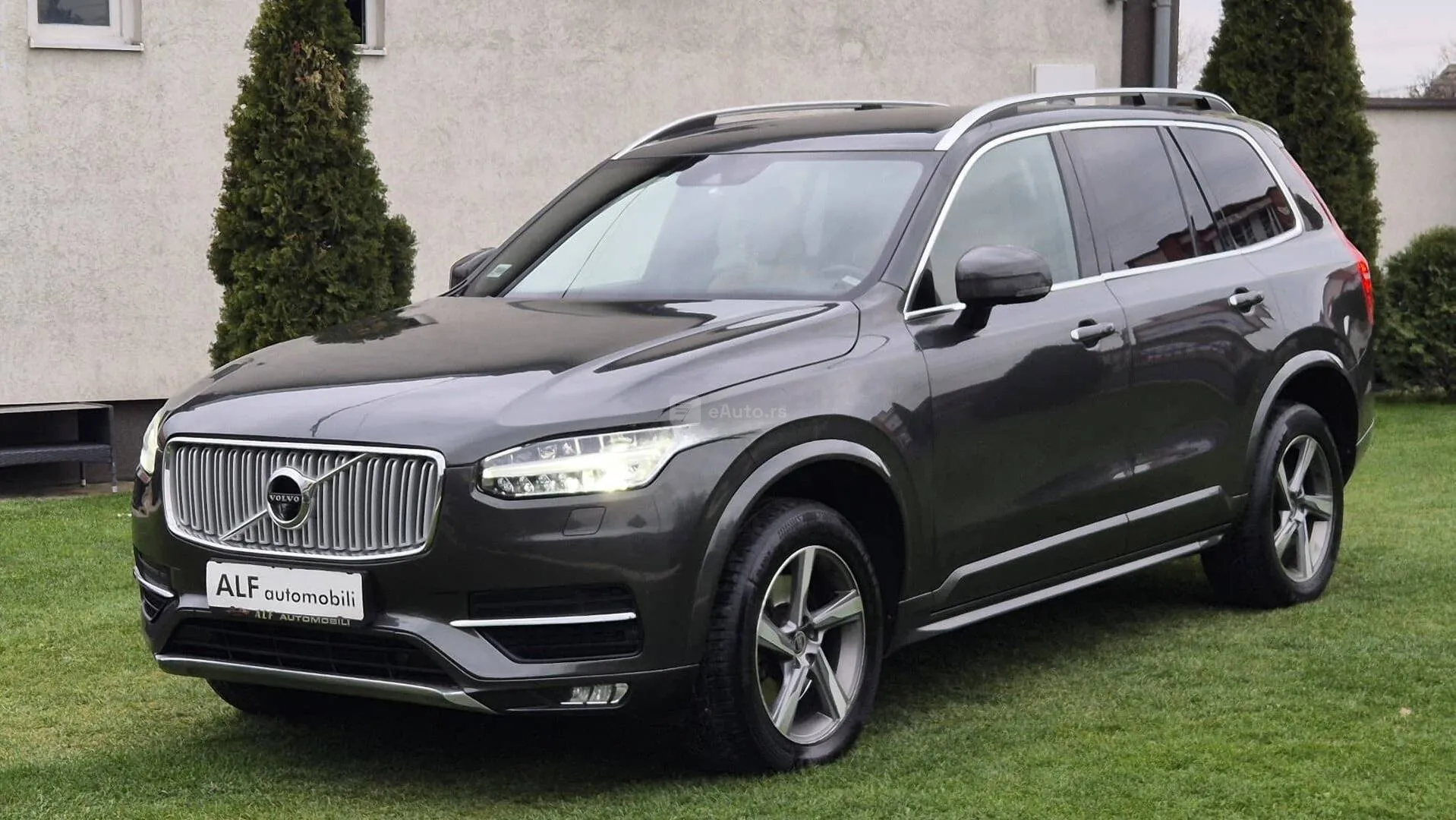 Volvo XC90 — polovni automobil