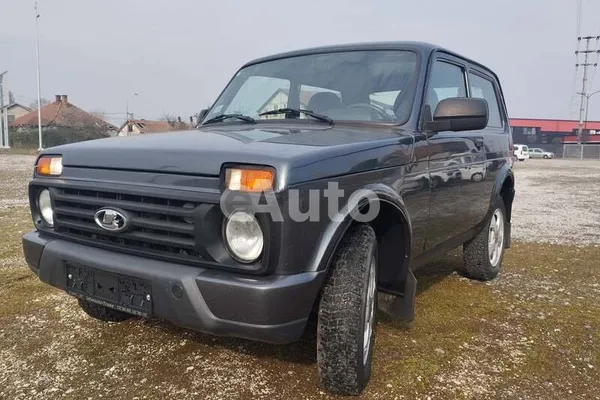 Lada Niva — polovni automobil
