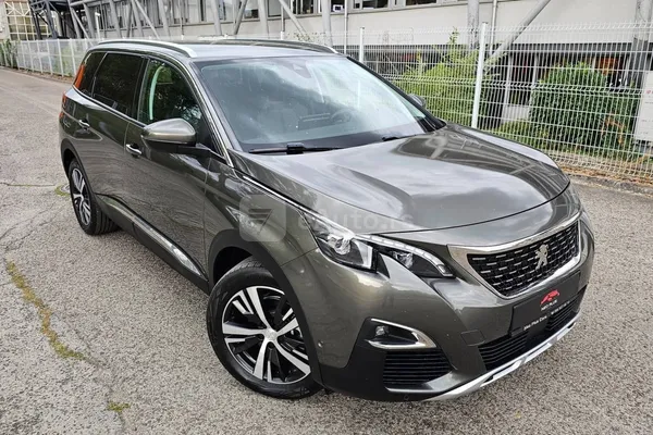 Peugeot 5008 — polovni automobil