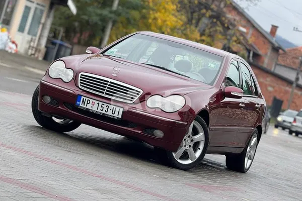 Mercedes Benz C 180 — polovni automobil
