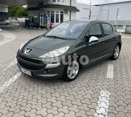 Peugeot 207 — polovni automobil