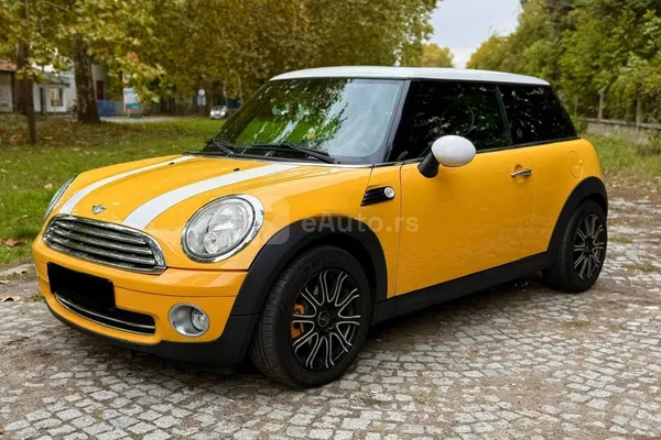MINI Cooper — polovni automobil