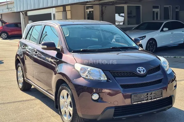Toyota Urban Cruiser — polovni automobil