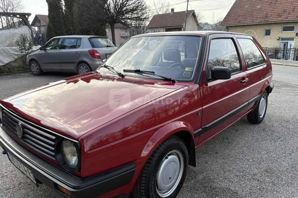 Volkswagen Golf 2 — polovni automobil