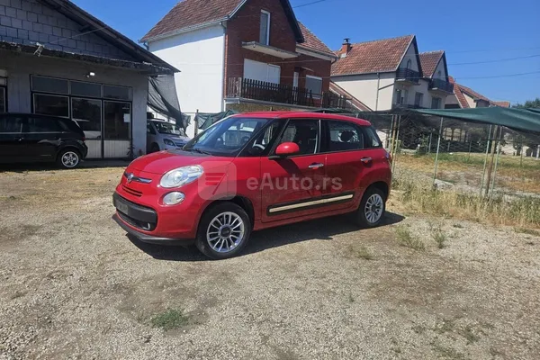 Fiat 500L — polovni automobil