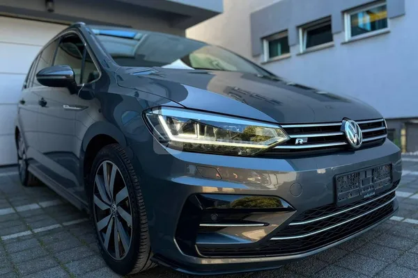 Volkswagen Touran — polovni automobil