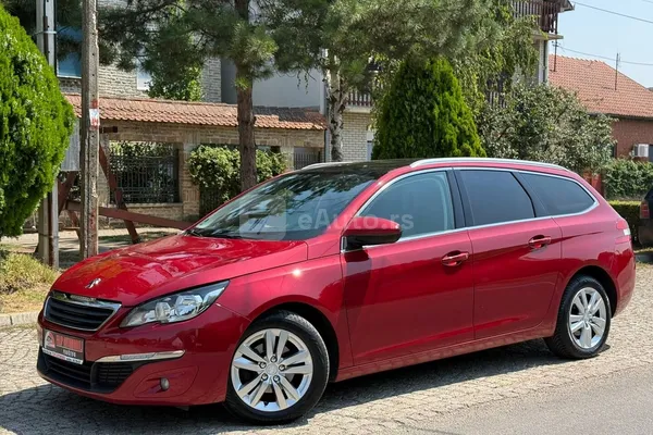 Peugeot 308 — polovni automobil